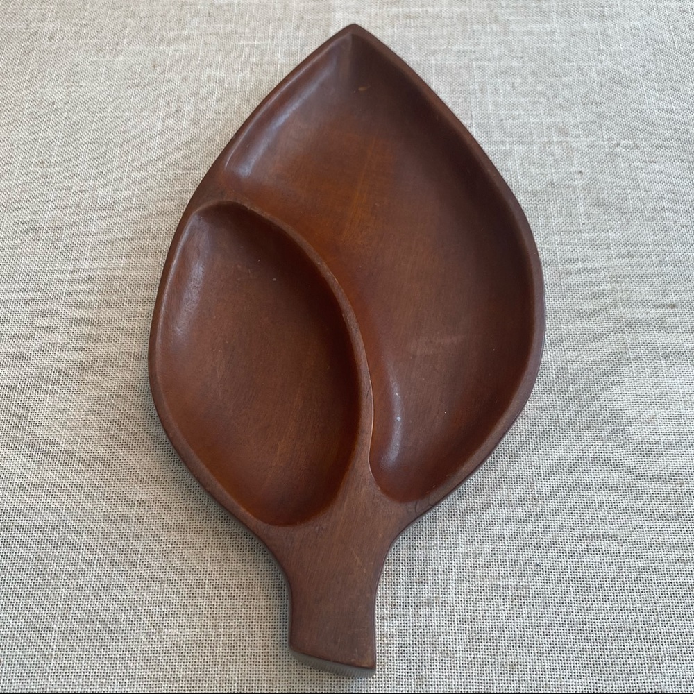 Hand carved leaf serving platter made in Haiti.
